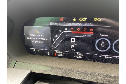 2022 Audi RS3, Benzinas